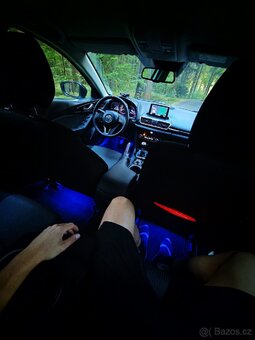 Mazda 3 - 2015 - 2.0 - 10
