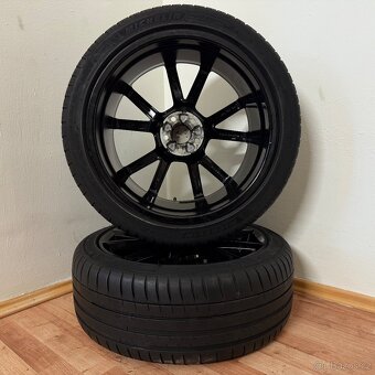 AUDI A1 8X 5x100 R18 ET39,5+LETNÍ 225/40R18 6,5mm - 10