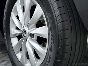 Škoda Karoq 1.6 tdi 85 kw / 2019 / po rozvodech - 10