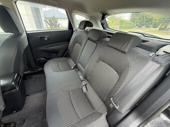 Nissan Qashqai 2.0 104kW rv.08 Najeto 239TKM - 10