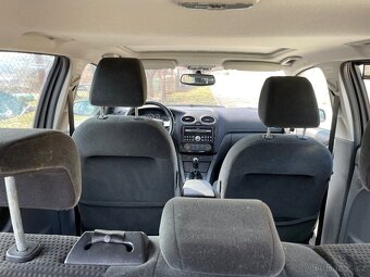 Ford Focus - 10