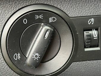 Vw caddy 2.0cng - 10