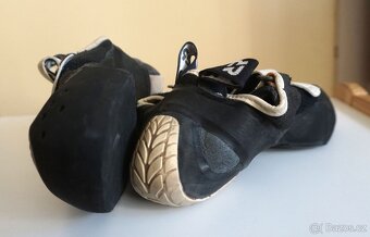 Lezečky Rock Pillars REBEL QC v hezkém stavu v.38 - 10