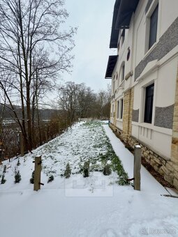 Pronájem bytu 1+1 45 m², se zahradou 100 m² - Mělník - 10