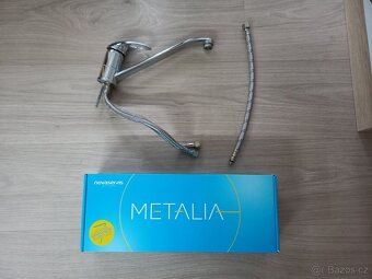 Kuchyňský dřez + baterie - 10