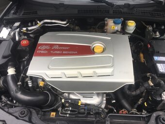 ALFA ROMEO 159 1.8TBi TI 147kW Max.výbava TOP STAV -DPH - 10