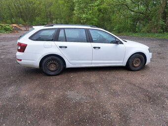 PRODÁM ŠKODA OCTAVIA III COMBI 1.6 TDI 77KW - 10