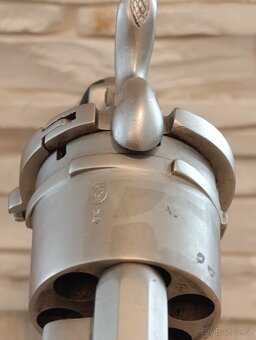 REVOLVER LEFAUCHEUX RÁŽE 9MM - 10