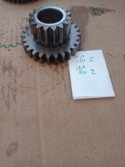 John Deere 7600-7810 - 10