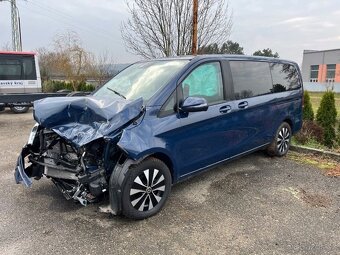 Mercedes Benz V220d 2024 - 10