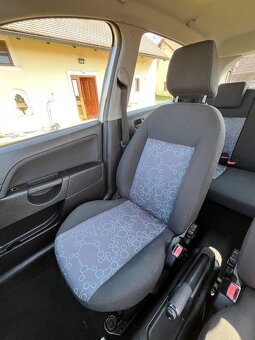 Prodám Ford Fiesta 1,3 (2006, STK 2026, pravidelný servis) - 10