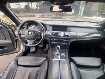 BMW 740d f01 rok 2010 velká výbava najeto 420tkm , NOVA STK - 10