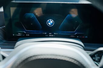 BMW X5 xDrive30d G05, najeto pouze 9tis. km, DPH - 10