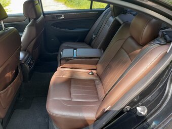HYUNDAI GENESIS 3.8 GDi V6 - 10