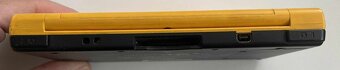 Nintendo DSi LL Yellow + 64gb - 10
