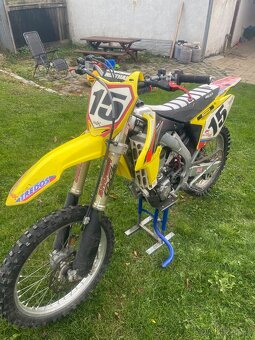 Suzuki rmz 450 - 10