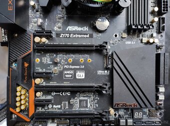 ASRock Z170 Extreme 4 + SLI Bridge + Core i5 - 10