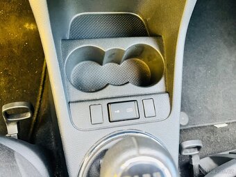 ŠKODA FABIA 1.3 Tsi BENZÍN COMBI STŘEŠNÍ NOSIČ - 10