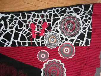 Šaty vel. M/L, 100% bavlna, zajímavý design, délka 100 cm - 10