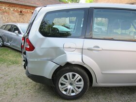 Ford Galaxy 2.0 TDCi Business - 74.642 km, navi - 10