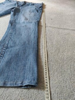 Dámské džíny Levi’s 12 Long – klasická modrá - 10