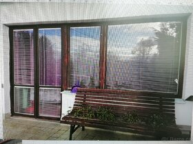 Vybourané okna - 10