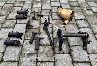 ČZ 125 175 250 - díly - 10