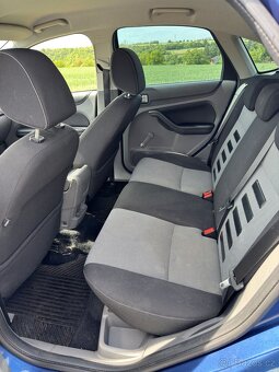 Ford Focus 1.6i 74KW MK2 2009 - 10