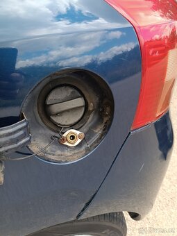 Toyota Yaris 1,3 64 kW BA+LPG - 10