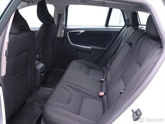 Volvo V60 2,0 D3 120kW klima CZ (2011) - 10