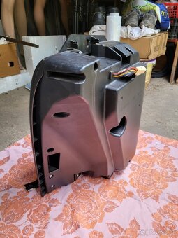 Subwoofer - Mitsubishi Lancer 1.8 Mivec... - 10