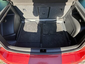 ŠKODA RAPID SPACEBACK 2014 1.2TSI 77Kw AMBITION - 10