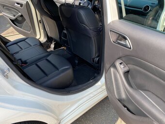 MERCEDES BENZ  B 180 CDi - 10