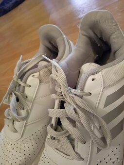 Bílé sportovní pohodlné tenisky Adidas, velikost 41 - 10