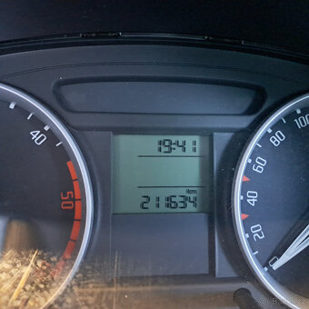 Fabia - 10