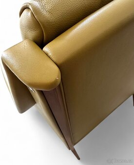 Designové křeslo Dezza 48 Poltrona Frau - 10