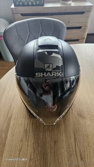 Helma Shark - 10