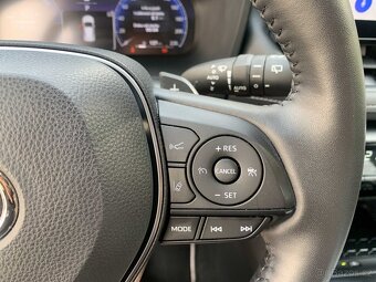 Toyota RAV4 2.5 HYBRID 4WD SERVIS TOYOTA 2023 DPH - 10
