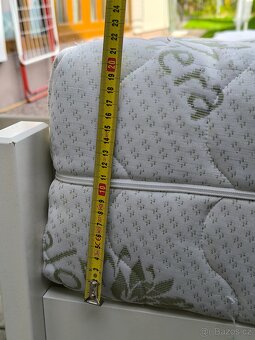 Prodám manželskou postel + Matrace ALOE VERA - 10