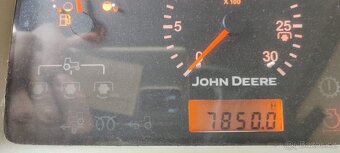 John Deere 3720 - 10