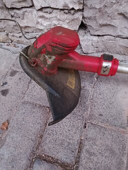 AKU HECHT sekačka + vyžínač + baterie + nabíječka - 10