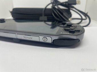 PS Vita Wi-Fi (PCH-1004) OLED -16GB - 10