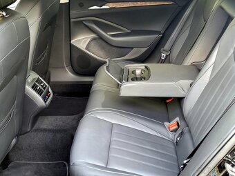 Škoda Superb, 1,5 TSi DSG Laurin&Klement,DPH, málo najeto - 10