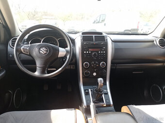 Suzuki Grand Vitara 1.9 DDiS 4x4/tažné - 10