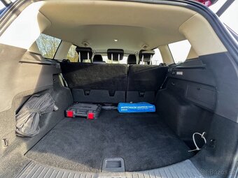 Ford Kuga - 10