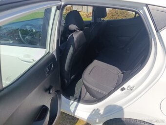 Hyundai i10,2016,1.0i,1.maj,ČR,serv.k,91tkm,záruka,CEBIA,AC - 10