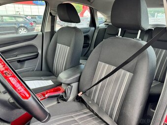 Ford Focus - 10