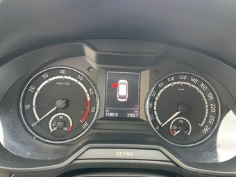 Škoda Octavia RS 230 3 III 2.0 TSI 169kW DSG - 10