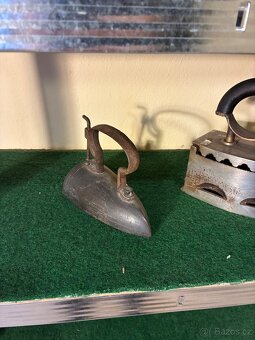 Starožítná žehlička - 10