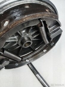 ČZ 125 & 150 C OSA ZADNÍHO KOLA NEODPRUŽENÁ ORIGINÁL - 10